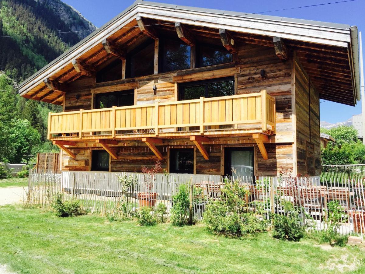 Chalet Le Petit Nicolas, Jacuzzi, Vue Mont Blanc Шамони Екстериор снимка