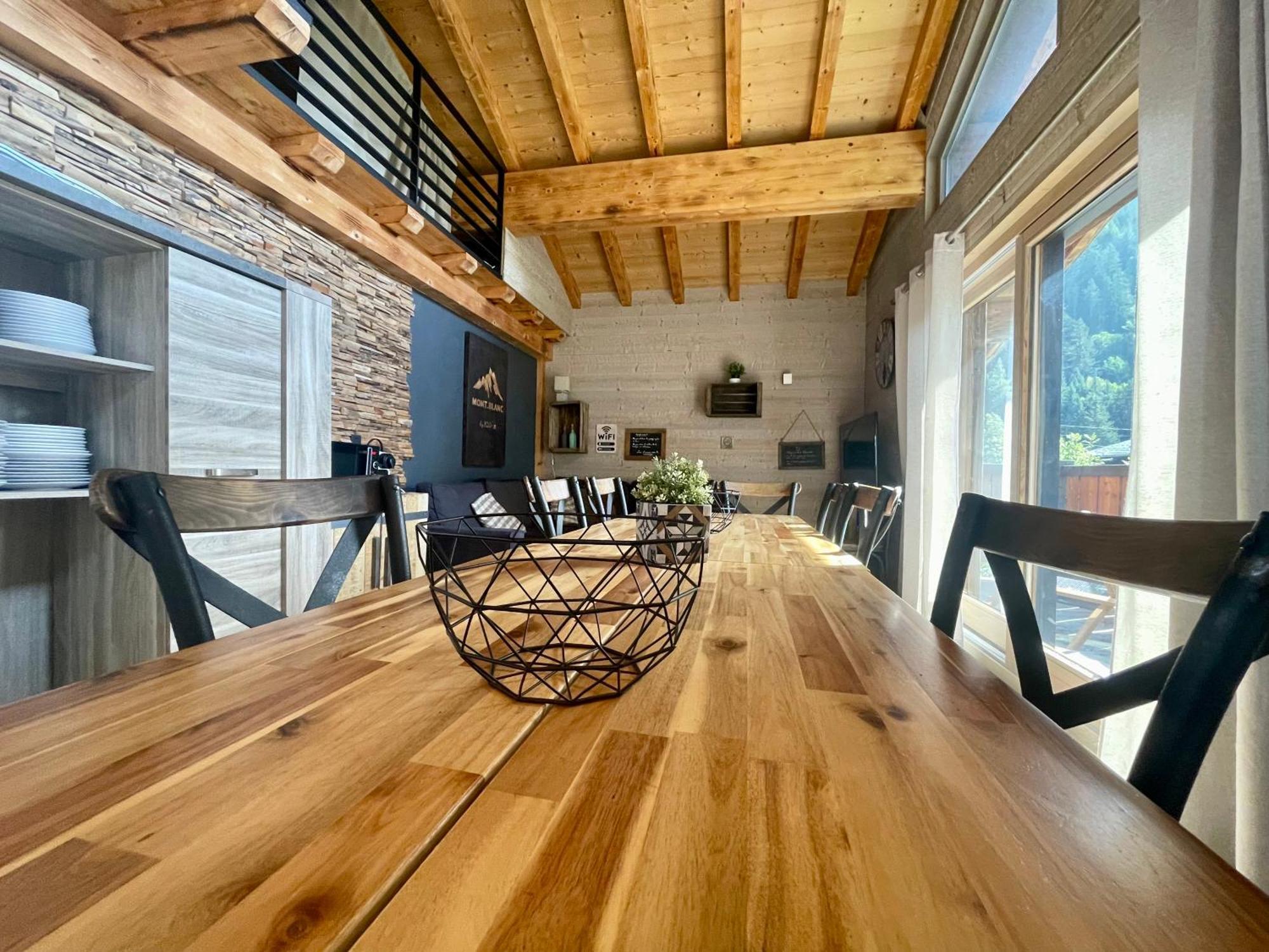 Chalet Le Petit Nicolas, Jacuzzi, Vue Mont Blanc Шамони Екстериор снимка