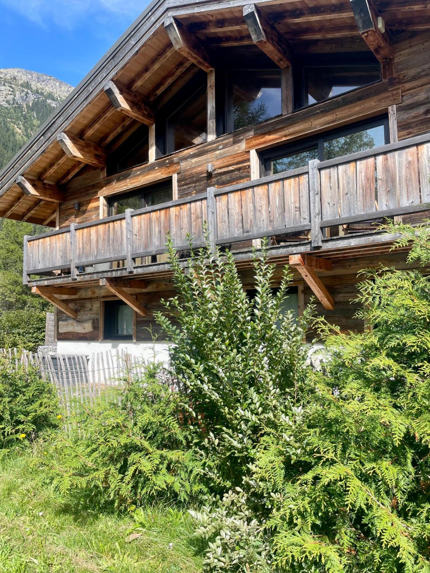 Chalet Le Petit Nicolas, Jacuzzi, Vue Mont Blanc Шамони Екстериор снимка
