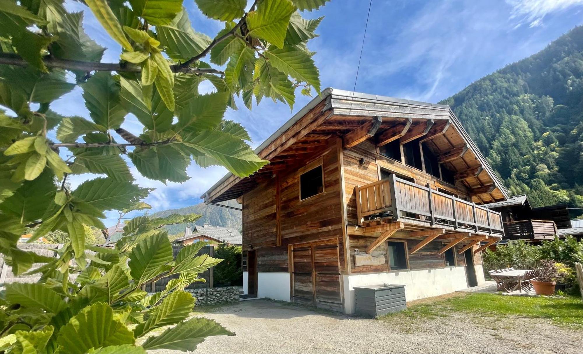 Chalet Le Petit Nicolas, Jacuzzi, Vue Mont Blanc Шамони Екстериор снимка