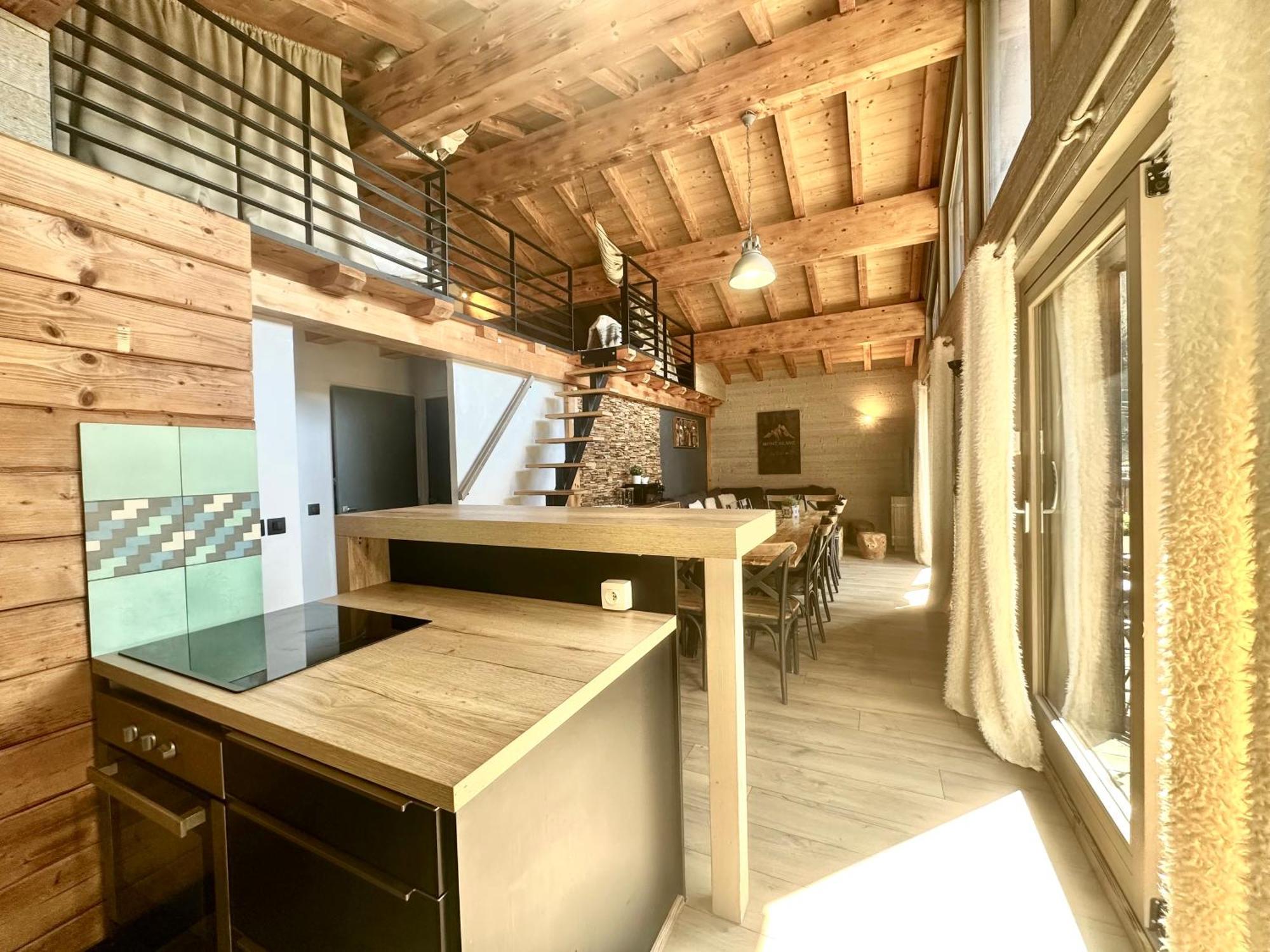 Chalet Le Petit Nicolas, Jacuzzi, Vue Mont Blanc Шамони Екстериор снимка
